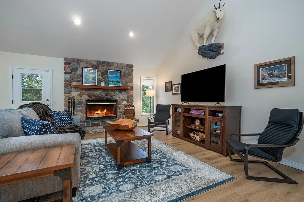 135 Little Mountain Road Whitefish MT 59937