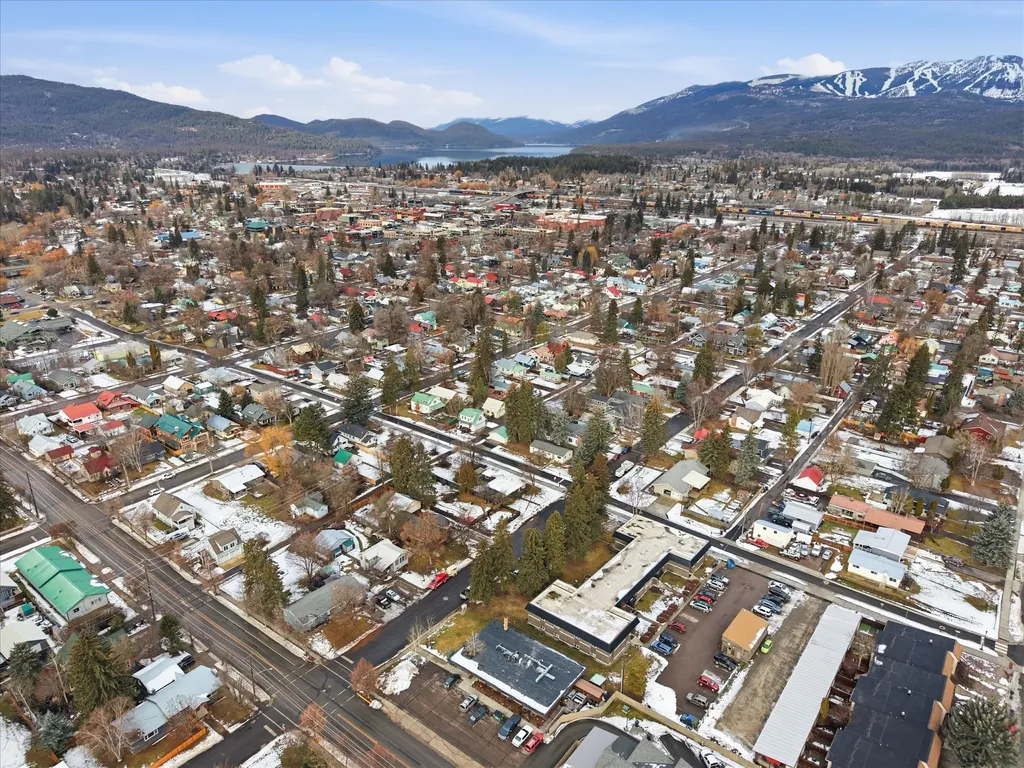 602 Park Avenue Whitefish MT 59937