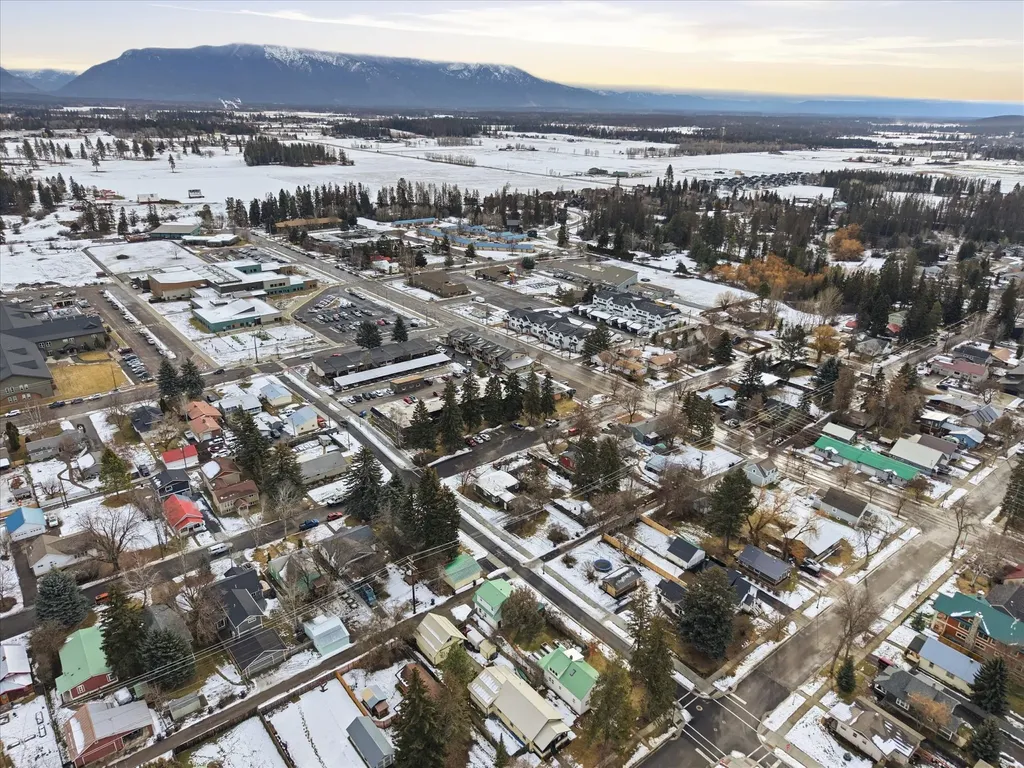 602 Park Avenue Whitefish MT 59937