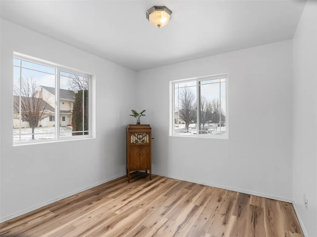 24 Diane Road Columbia Falls MT 59912