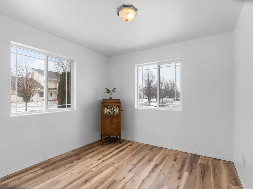 24 Diane Road Columbia Falls MT 59912