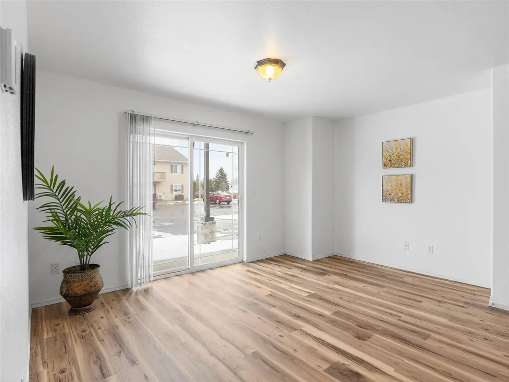 24 Diane Road Columbia Falls MT 59912
