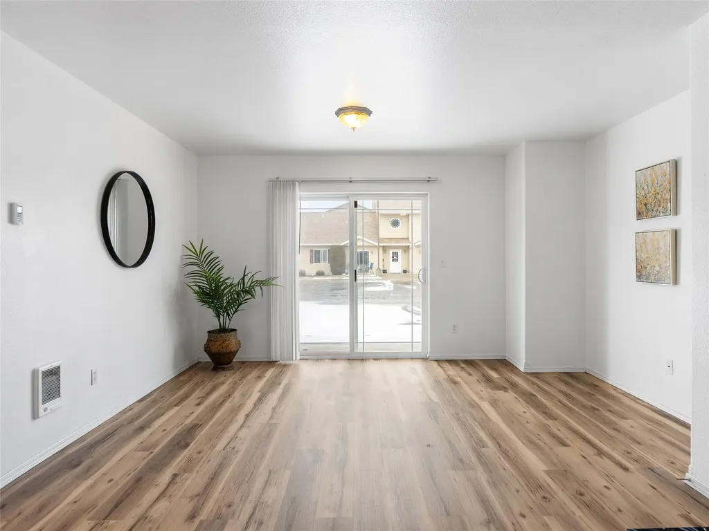 24 Diane Road Columbia Falls MT 59912