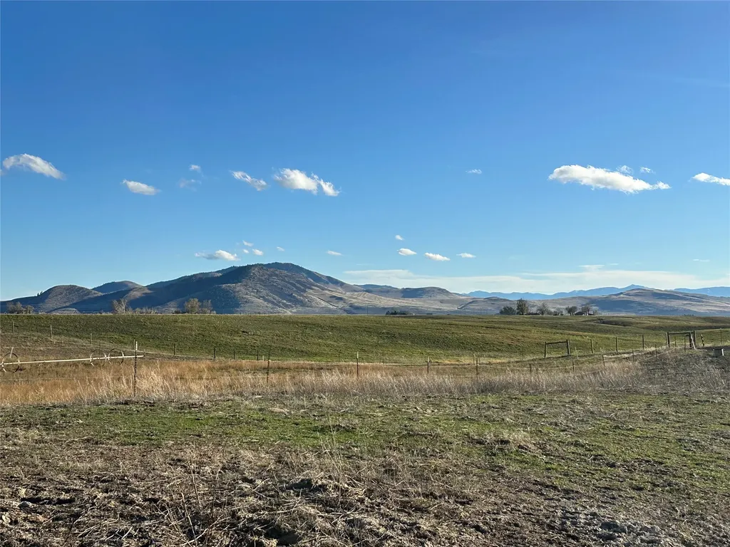 Nhn Red Barn Road Hot Springs MT 59845