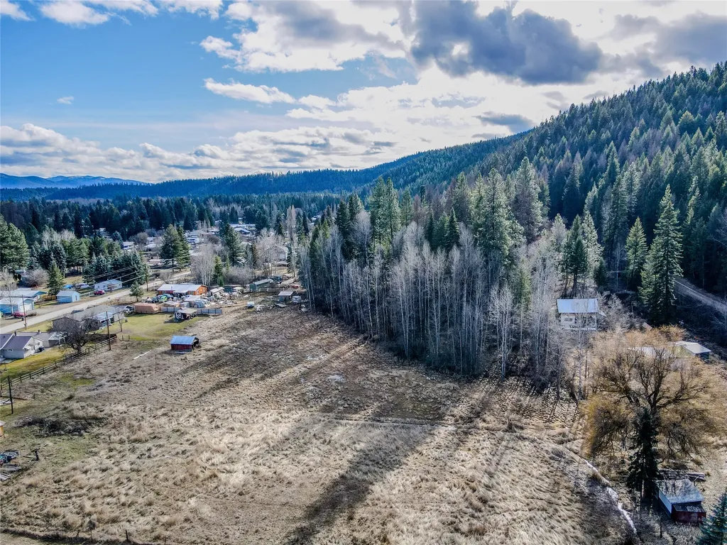 82 Pioneer Road Libby MT 59923