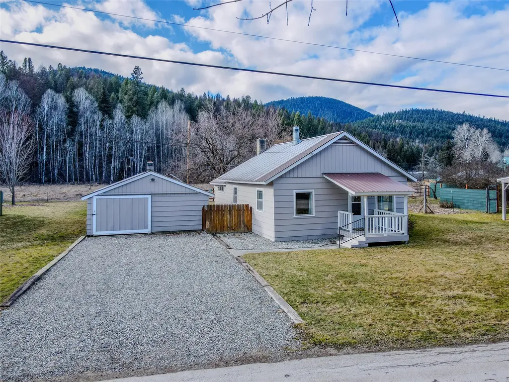 82 Pioneer Road Libby MT 59923