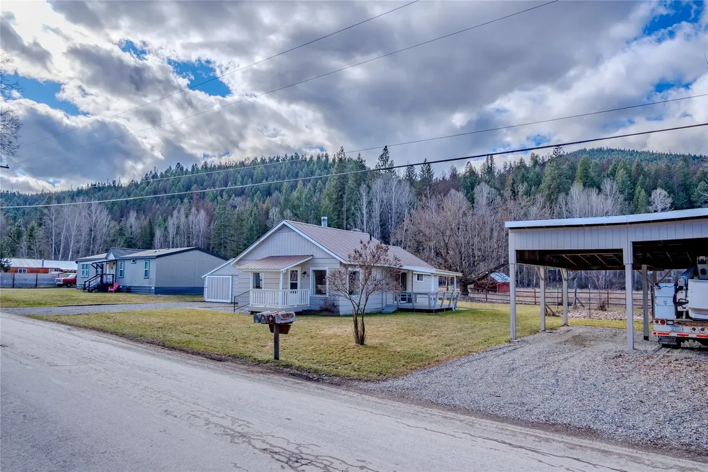 82 Pioneer Road Libby MT 59923