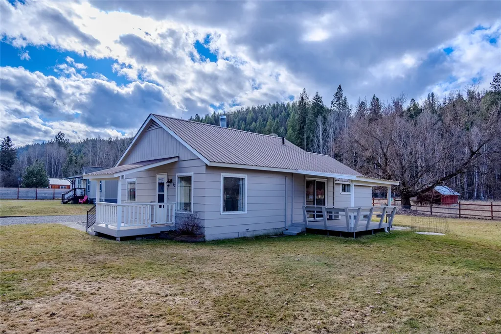 82 Pioneer Road Libby MT 59923