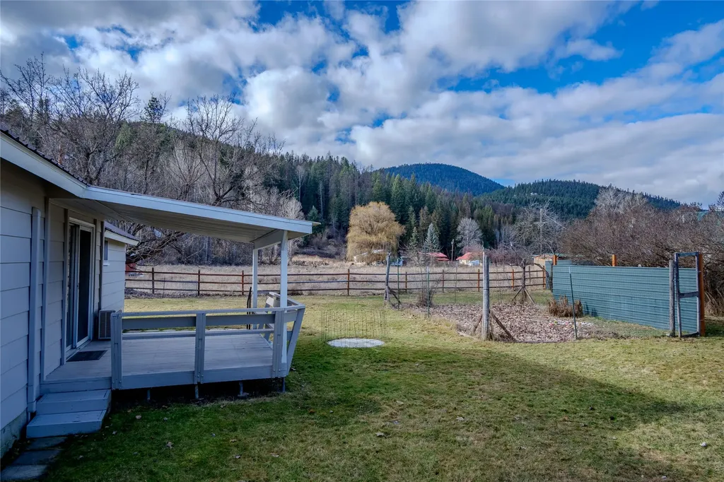 82 Pioneer Road Libby MT 59923
