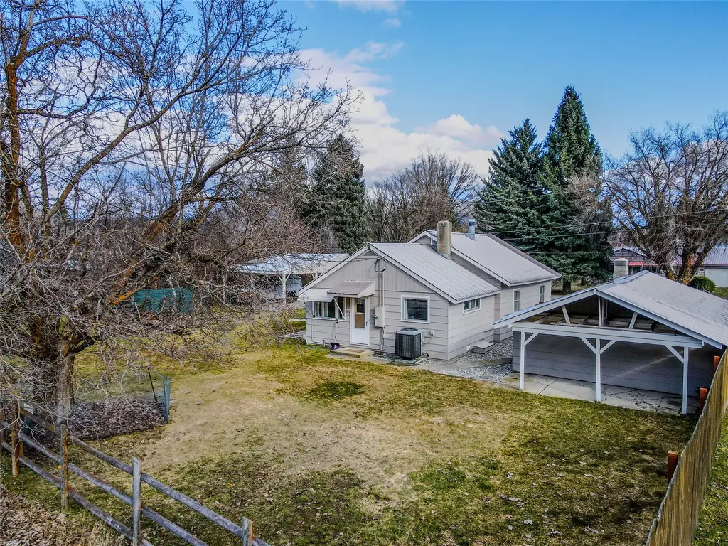 82 Pioneer Road Libby MT 59923