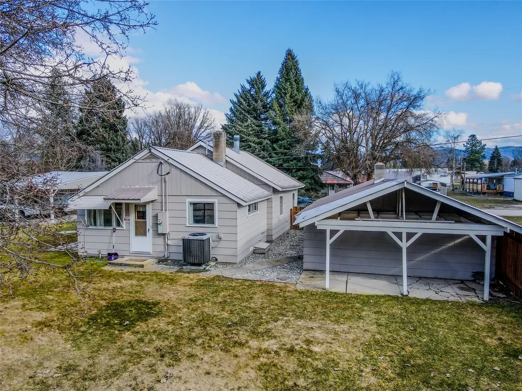 82 Pioneer Road Libby MT 59923