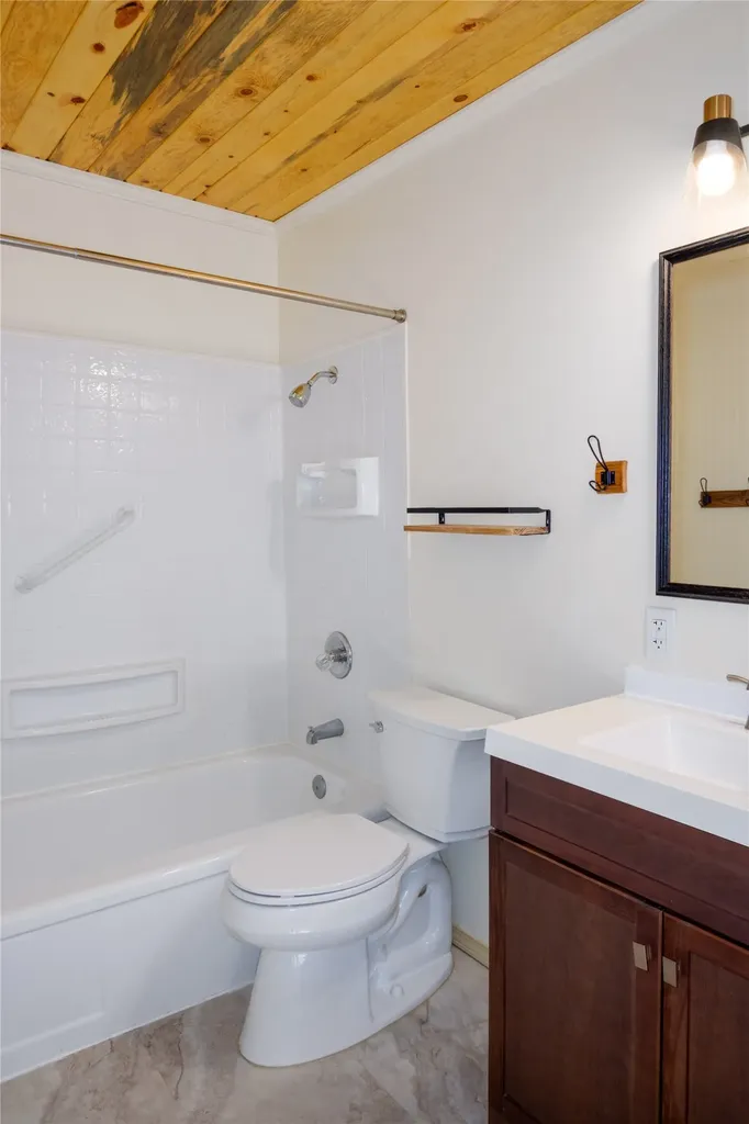 82 Pioneer Road Libby MT 59923