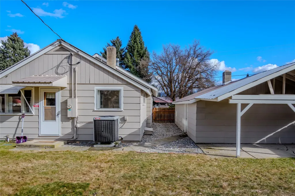 82 Pioneer Road Libby MT 59923