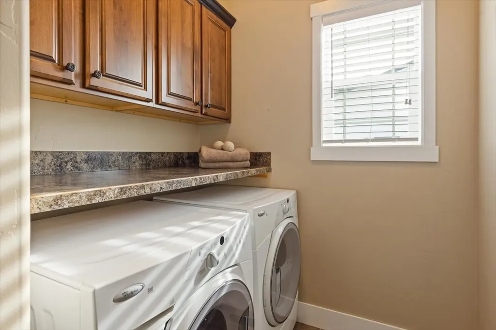 186 Lazy Creek Way Kalispell MT 59901
