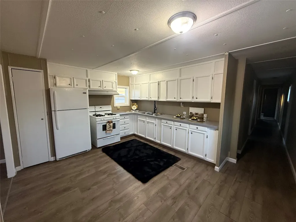 685 5th Avenue Ulm MT 59485