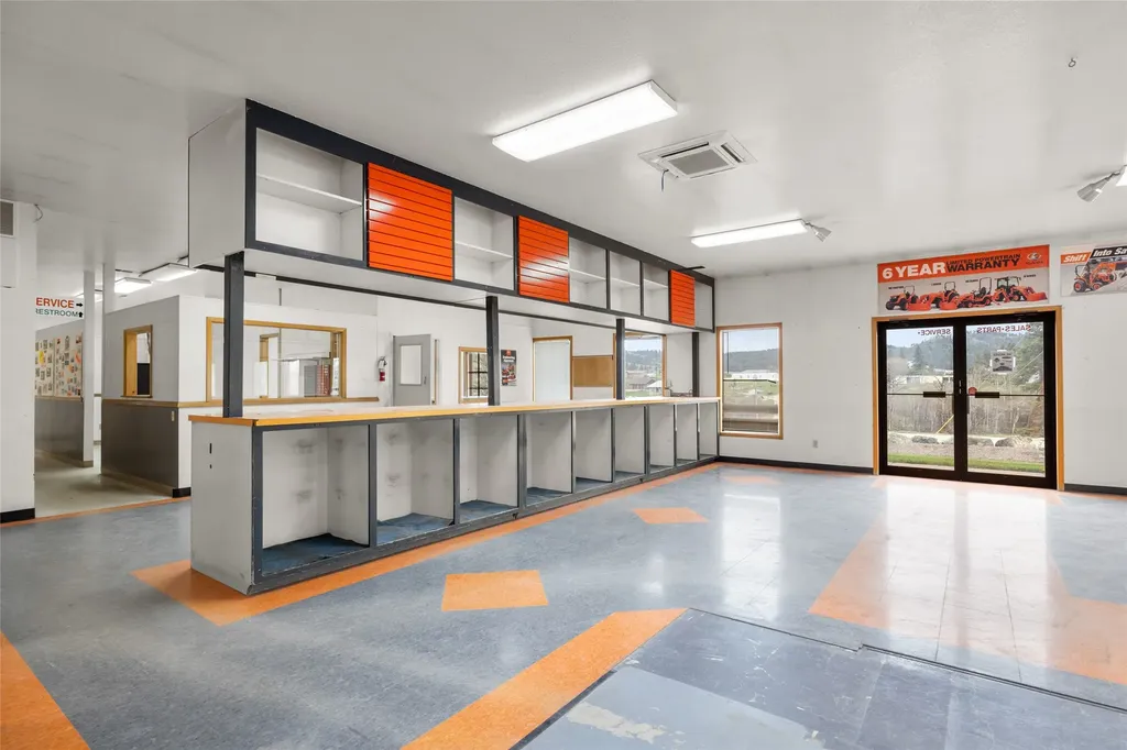 2765 Us Hwy 2 W Kalispell MT 59901