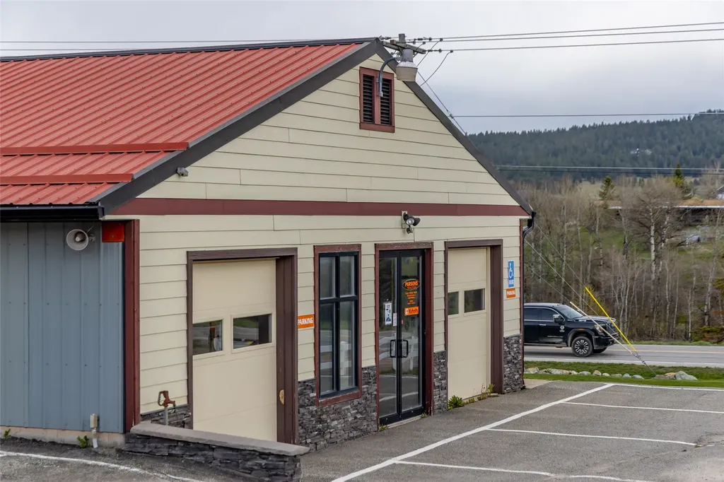 2765 Us Highway 2 W Kalispell MT 59901