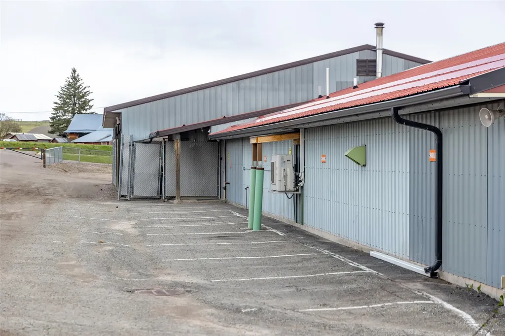 2765 Us Hwy 2 W Kalispell MT 59901