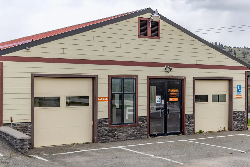 2765 Us Highway 2 W Kalispell MT 59901