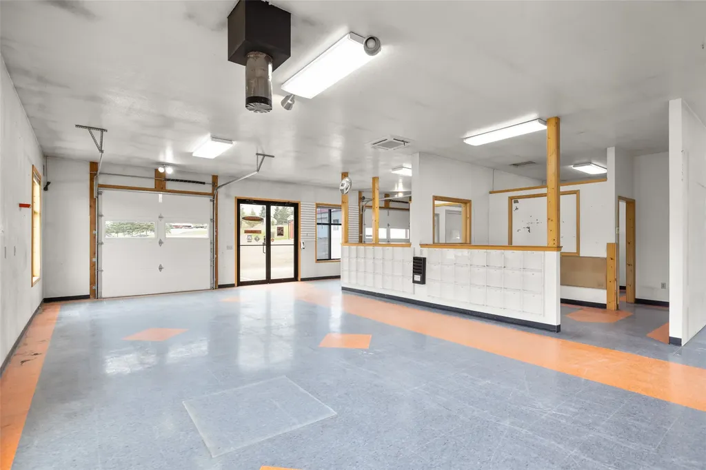 2765 Us Hwy 2 W Kalispell MT 59901