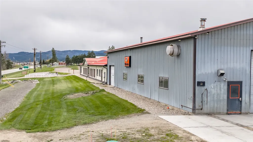 2765 Us Highway 2 W Kalispell MT 59901