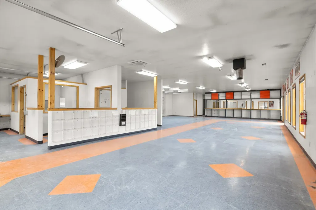 2765 Us Highway 2 W Kalispell MT 59901