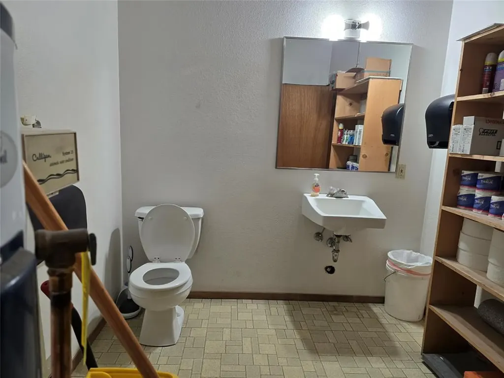 2765 Us Hwy 2 W Kalispell MT 59901