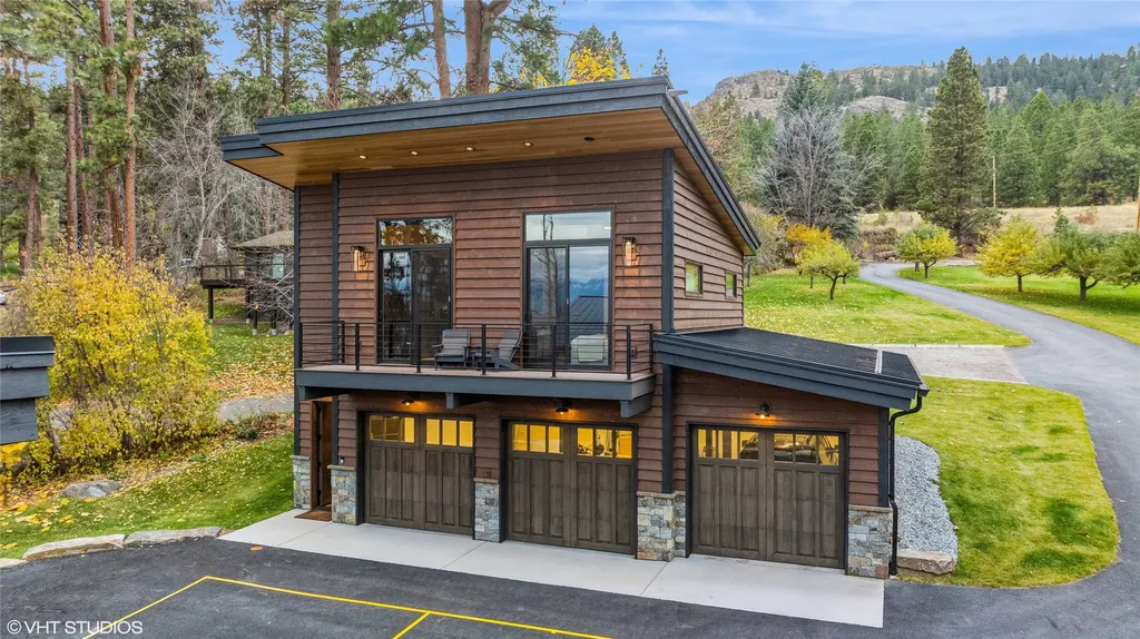 22934 Damaskes Way Rollins MT 59931