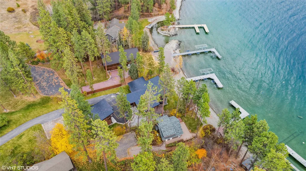 22934 Damaskes Way Rollins MT 59931
