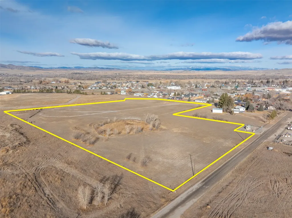 323 W Ivy Street Three Forks MT 59752