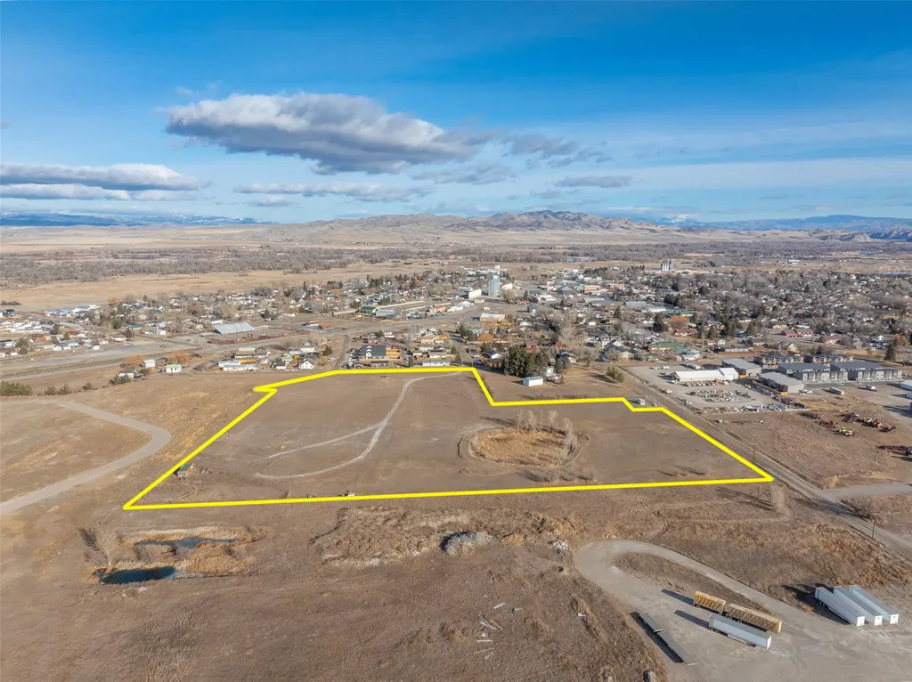 323 W Ivy Street Three Forks MT 59752
