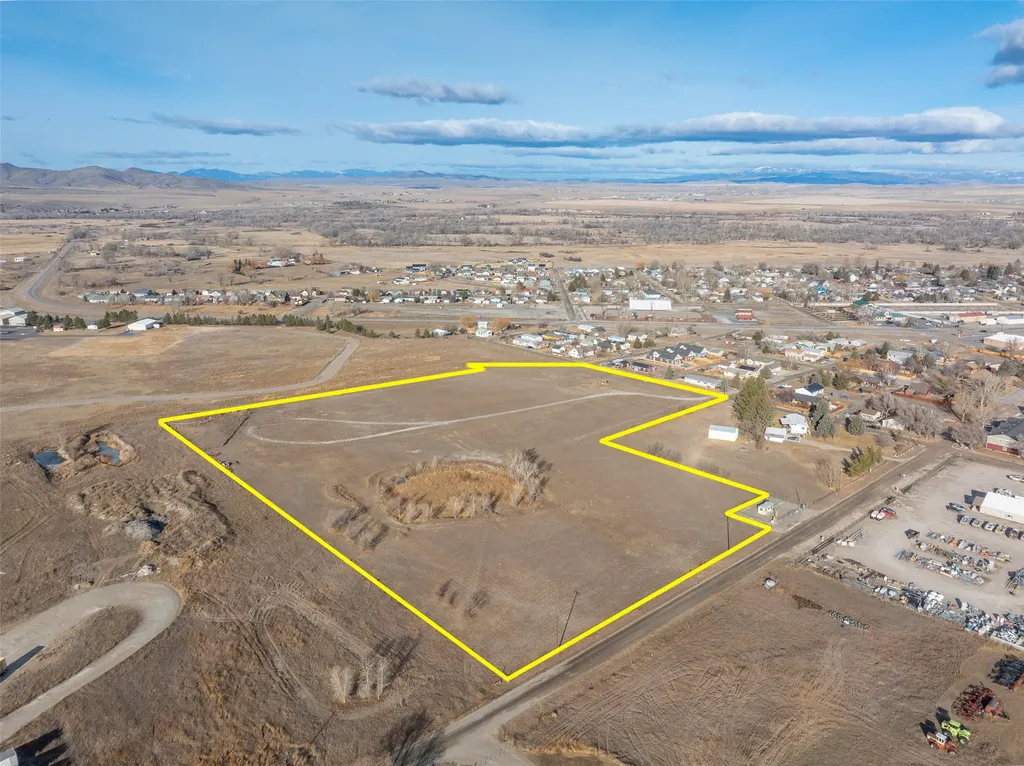 323 W Ivy Street Three Forks MT 59752