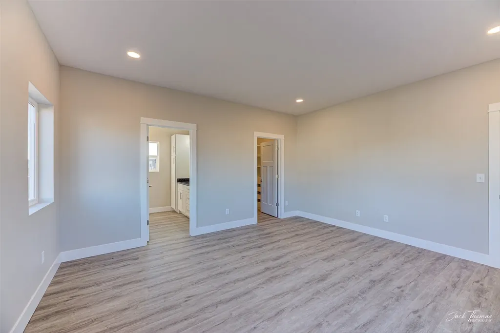 3883 Lovegrass Lane Helena MT 59602