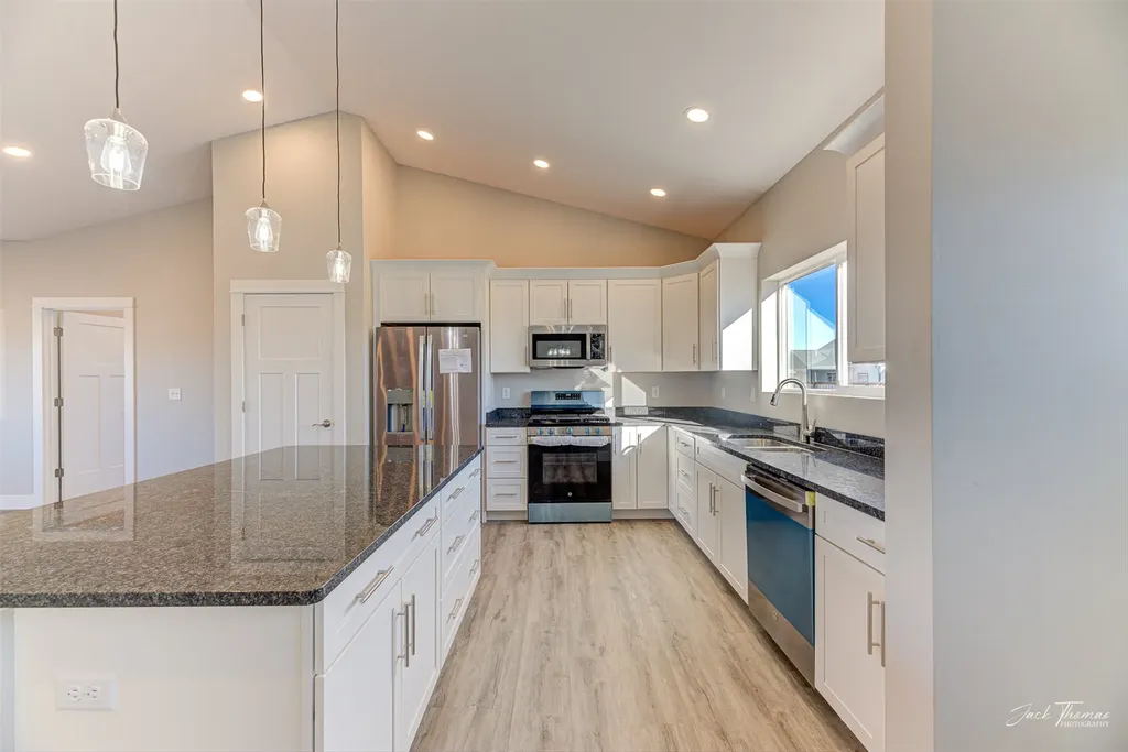 3883 Lovegrass Lane Helena MT 59602