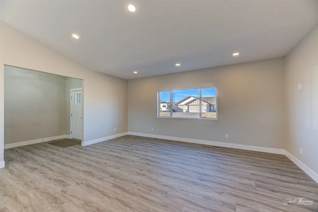 3883 Lovegrass Lane Helena MT 59602