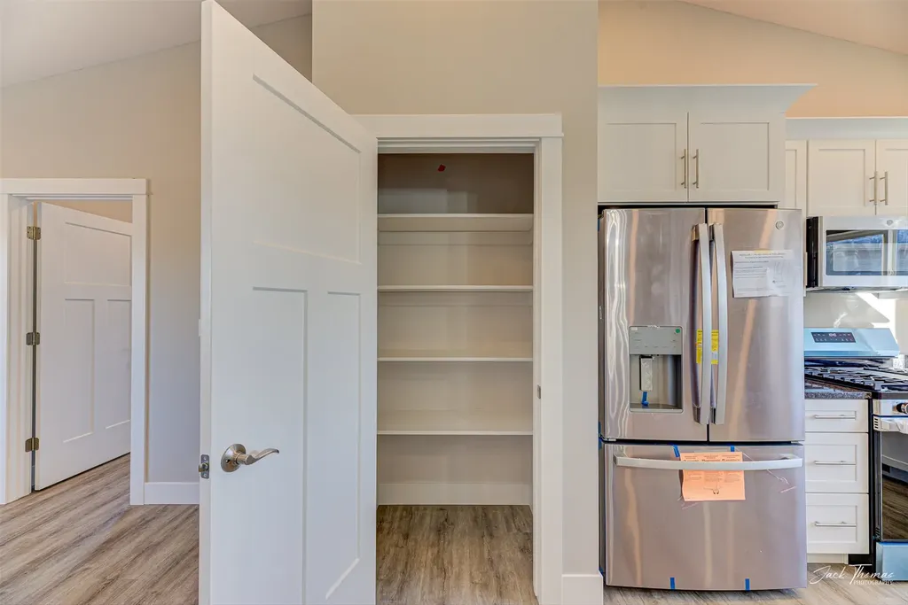 3883 Lovegrass Lane Helena MT 59602