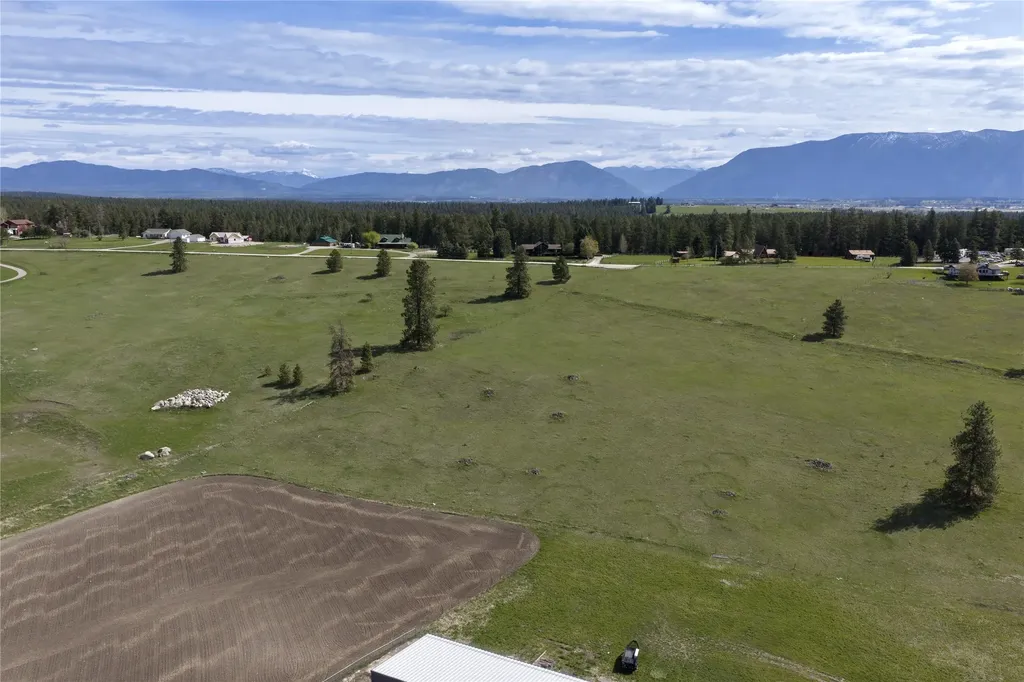 3953 Us Hwy 93 N Kalispell MT 59901