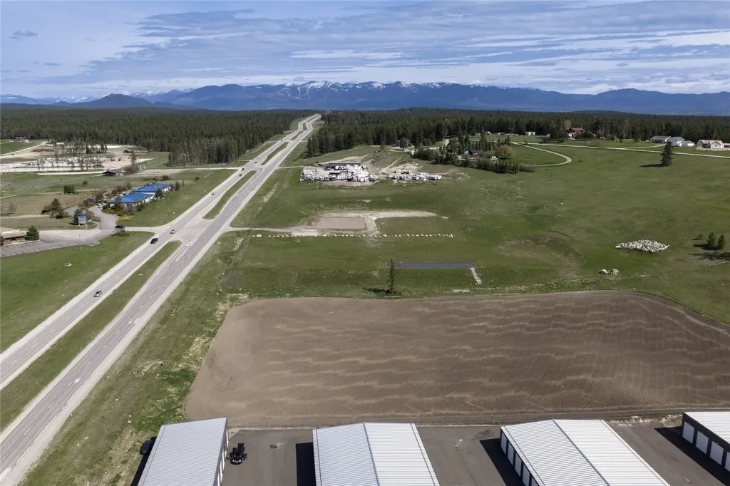 3953 Us Hwy 93 N Kalispell MT 59901