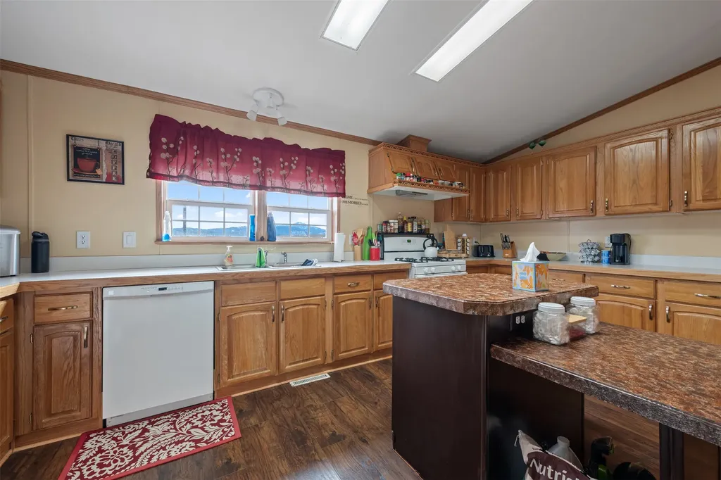 679 Coyote Lane Butte MT 59701