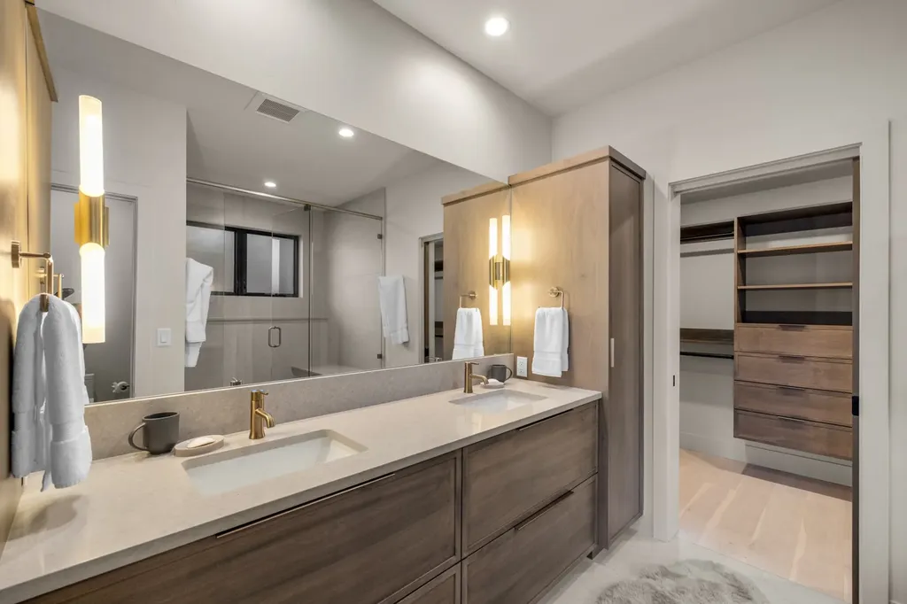 1332 W Lakeshore Drive Whitefish MT 59937