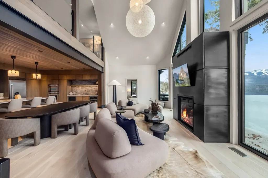 1332 W Lakeshore Drive Whitefish MT 59937