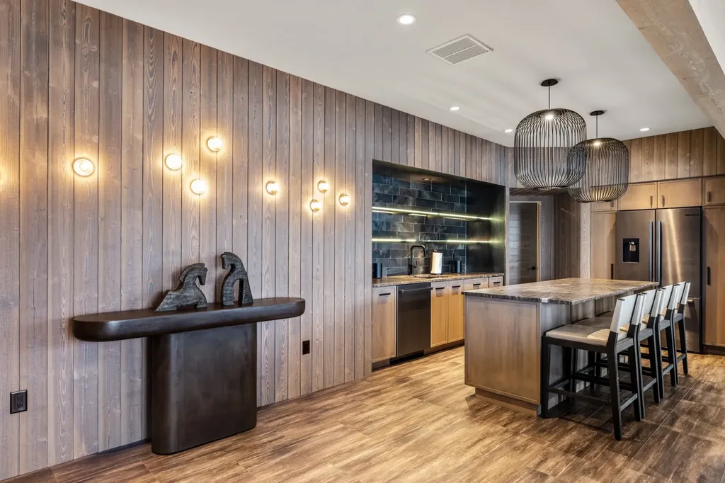 1332 W Lakeshore Drive Whitefish MT 59937