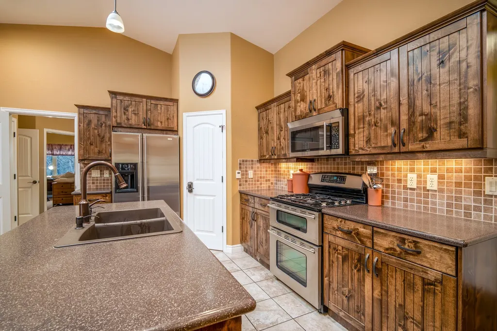 153 Oakmont Loop Columbia Falls MT 59912