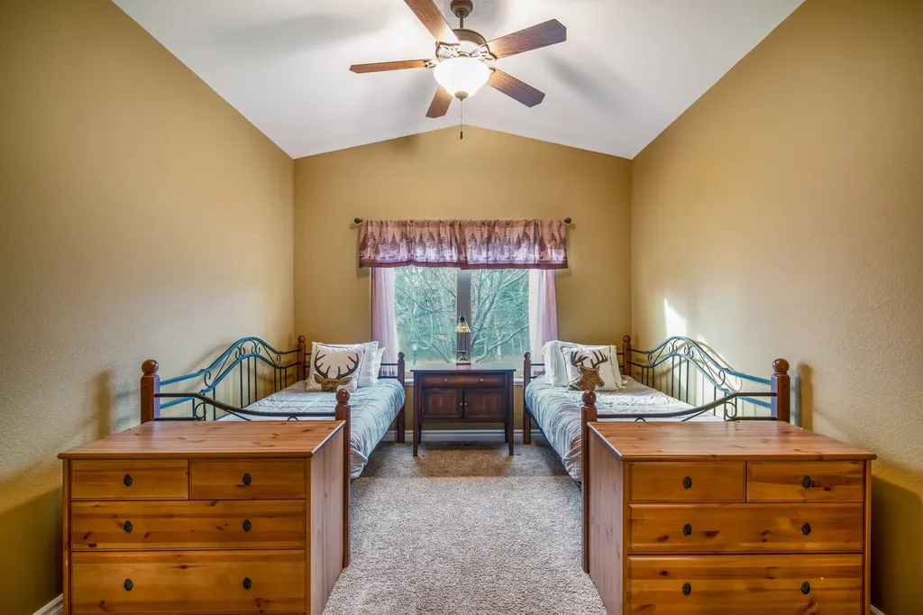 153 Oakmont Loop Columbia Falls MT 59912