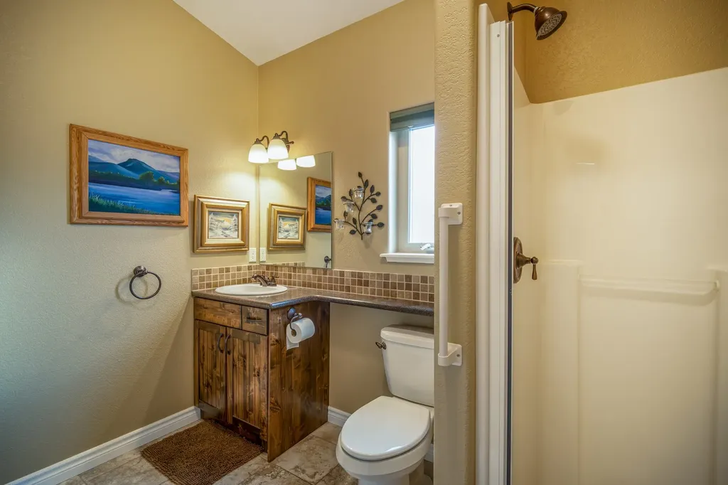 153 Oakmont Loop Columbia Falls MT 59912