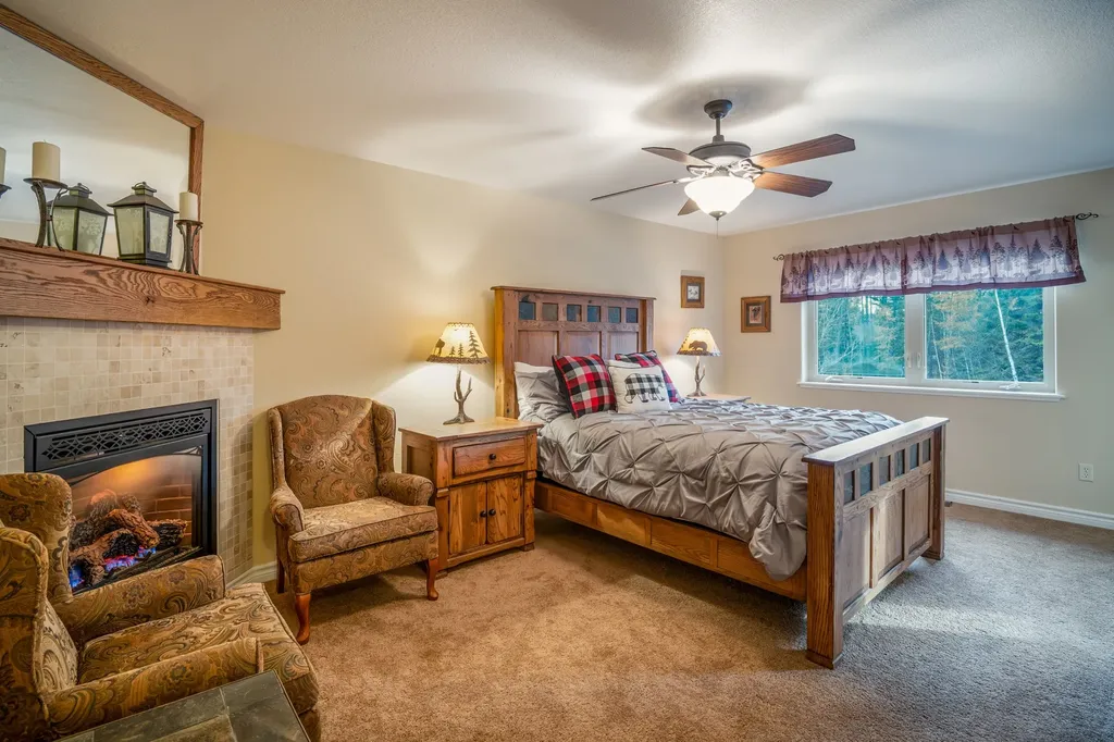 153 Oakmont Loop Columbia Falls MT 59912