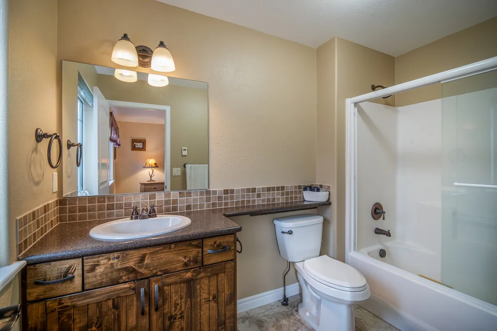 153 Oakmont Loop Columbia Falls MT 59912