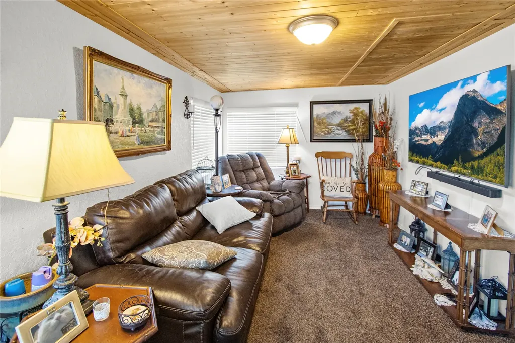335 Mahoney Road Libby MT 59923