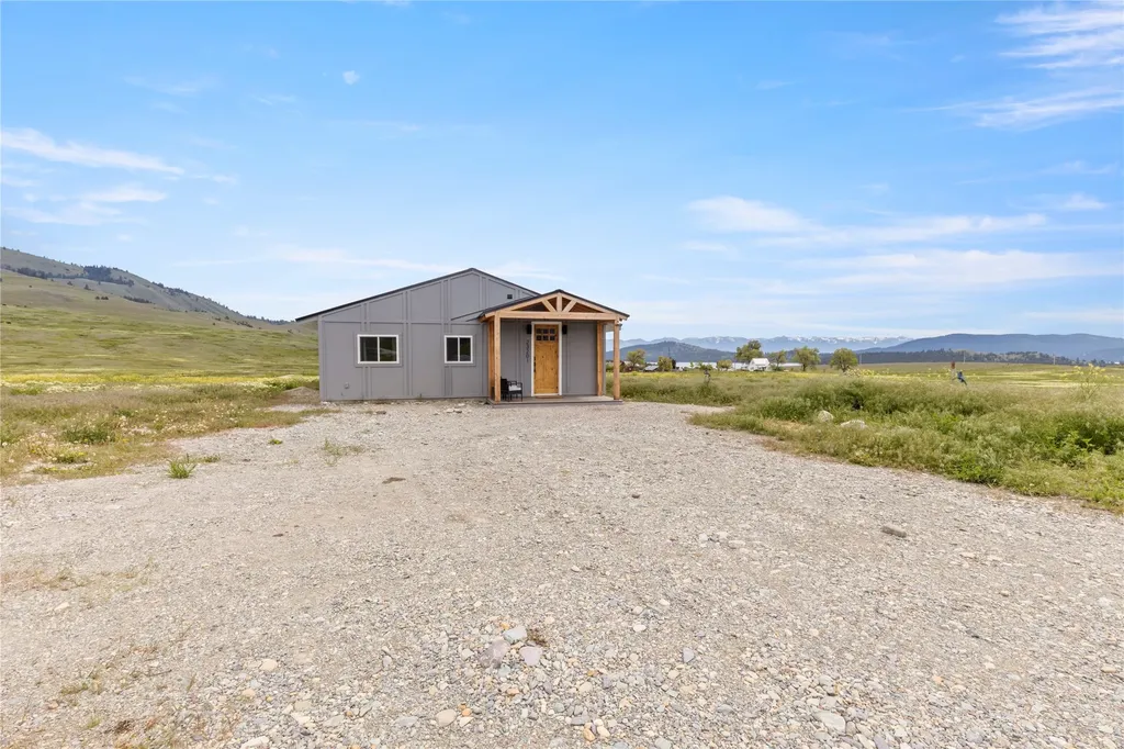 23201 Yellowbell Lane Dayton MT 59914