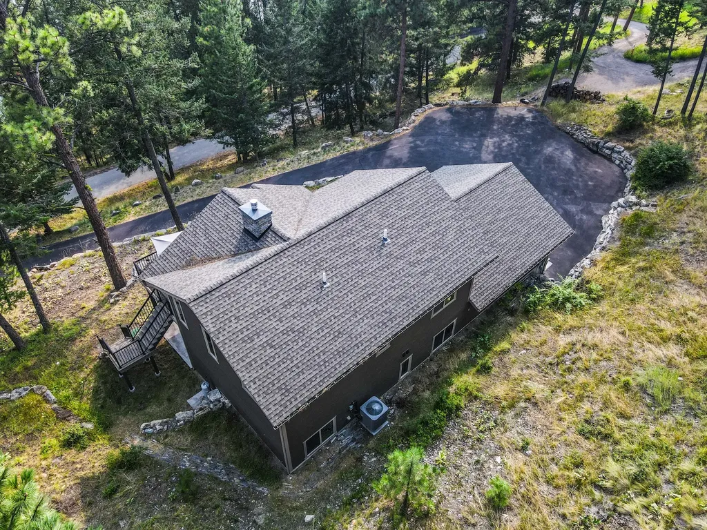 21208 Osprey Loop Rollins MT 59931